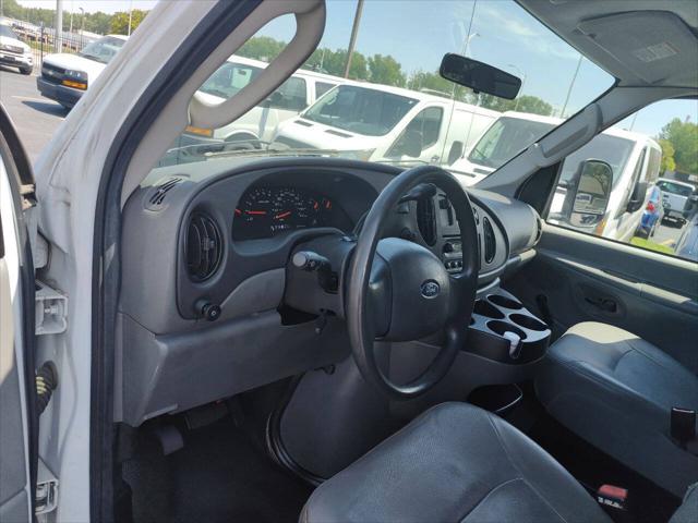 2007 Ford E-350 Super Duty Commercial