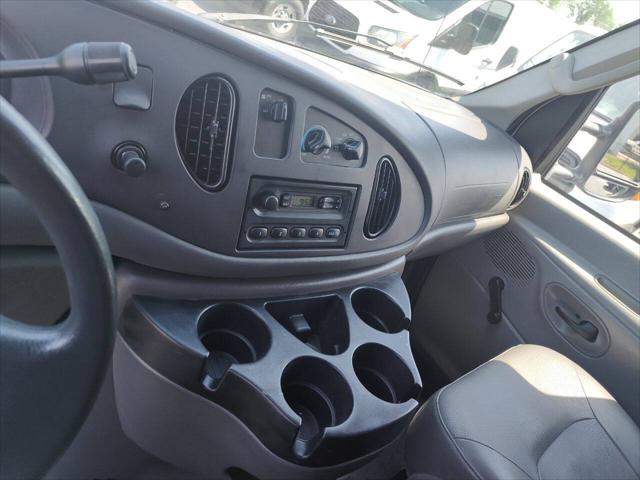 2007 Ford E-350 Super Duty Commercial