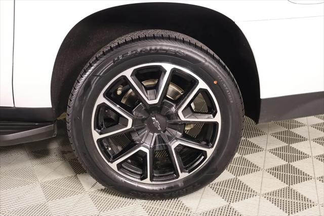 2024 Chevrolet Suburban 2WD RST