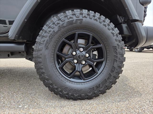 2025 Jeep Wrangler 4-Door Willys 4x4