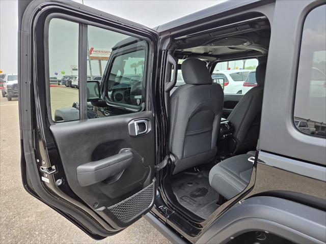 2025 Jeep Wrangler 4-Door Willys 4x4