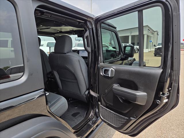 2025 Jeep Wrangler 4-Door Willys 4x4