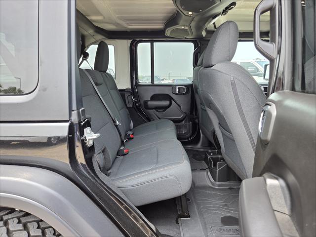 2025 Jeep Wrangler 4-Door Willys 4x4