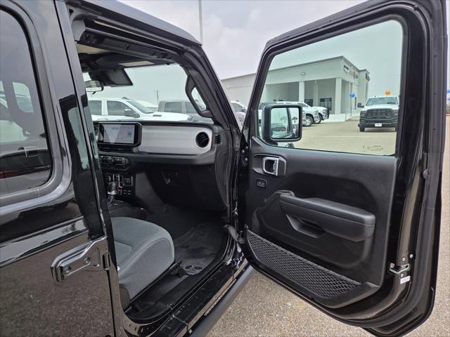 2025 Jeep Wrangler 4-Door Willys 4x4