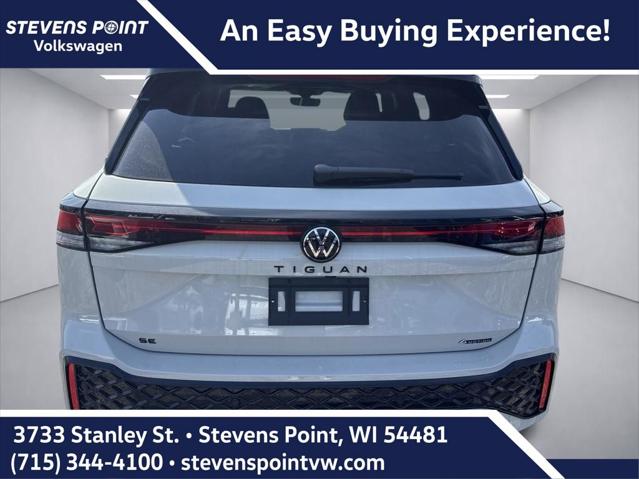 2026 Volkswagen Tiguan SE R-Line Black