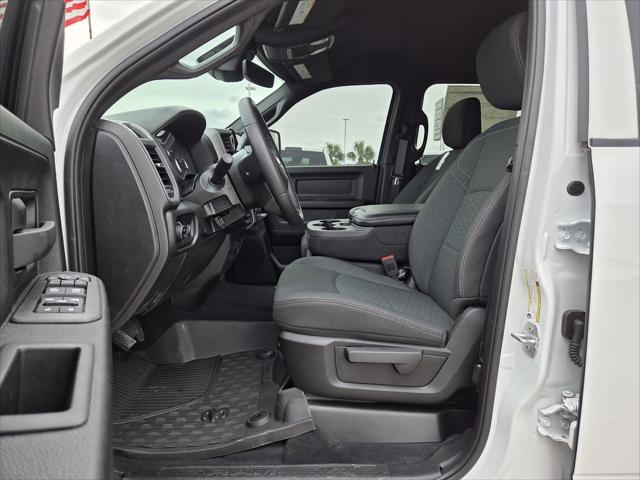 2026 Ram 2500 Black Express Crew Cab 4x4 8" Box