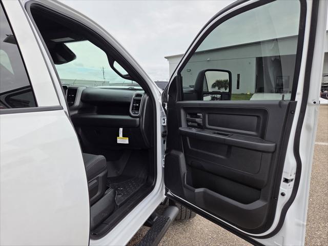 2026 Ram 2500 Black Express Crew Cab 4x4 8" Box