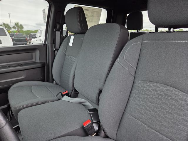 2026 Ram 2500 Black Express Crew Cab 4x4 8" Box