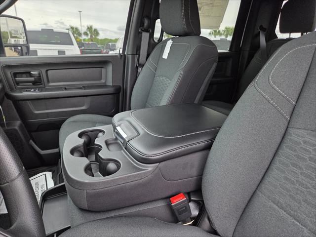 2026 Ram 2500 Black Express Crew Cab 4x4 8" Box