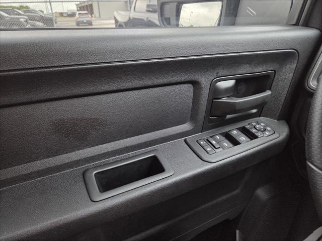 2026 Ram 2500 Black Express Crew Cab 4x4 8" Box