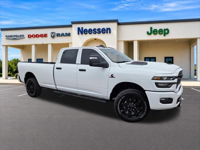 2026 Ram 2500 Black Express Crew Cab 4x4 8 Box for sale in Kingsville, TX