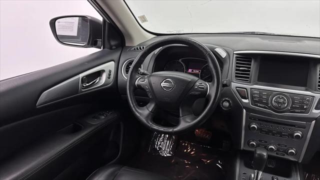 2019 Nissan Pathfinder SL