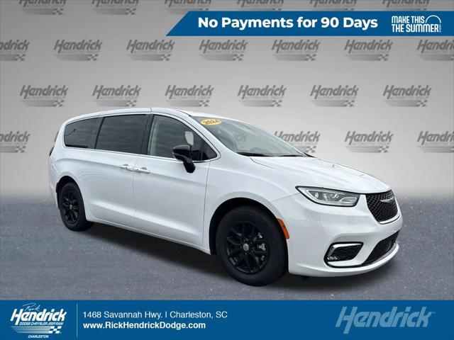 2024 Chrysler Pacifica Touring L for sale in Charleston, SC