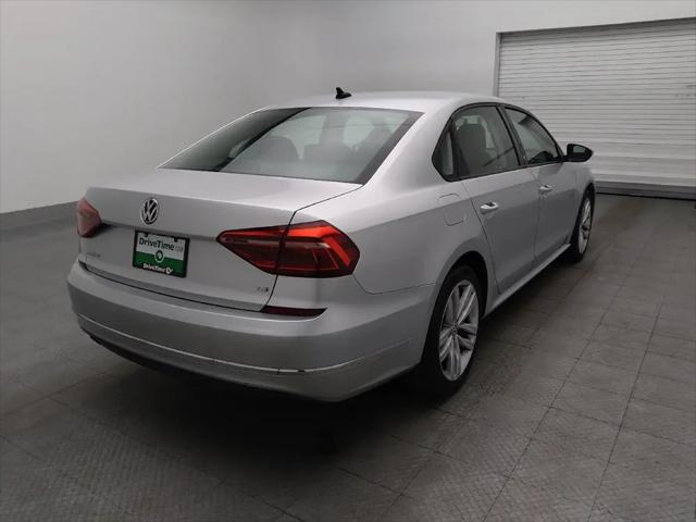 2019 Volkswagen Passat 2.0T Wolfsburg Edition