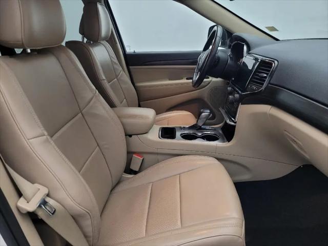 2022 Jeep Grand Cherokee Laredo E 4x4