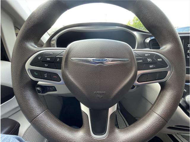 2017 Chrysler Pacifica LX