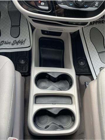 2017 Chrysler Pacifica LX