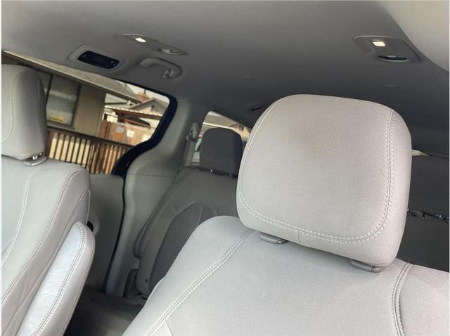2017 Chrysler Pacifica LX