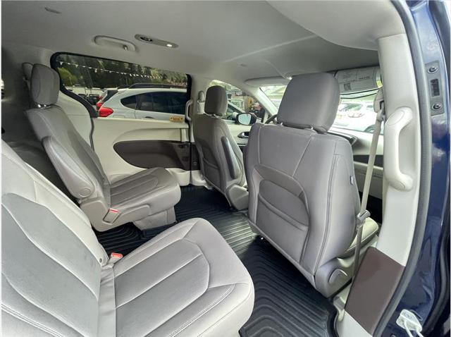 2017 Chrysler Pacifica LX