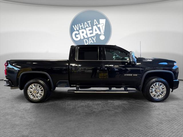 2022 Chevrolet Silverado 2500HD 4WD Crew Cab Standard Bed High Country