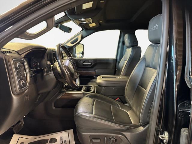 2022 Chevrolet Silverado 2500HD 4WD Crew Cab Standard Bed High Country