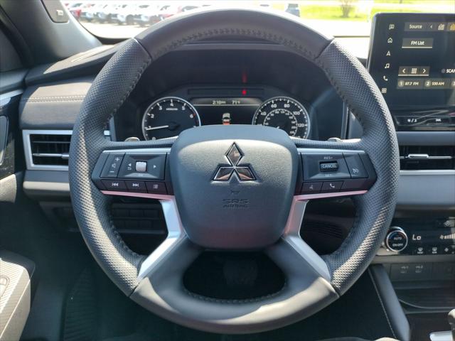 2026 Mitsubishi Outlander LE 1.5T S-AWC