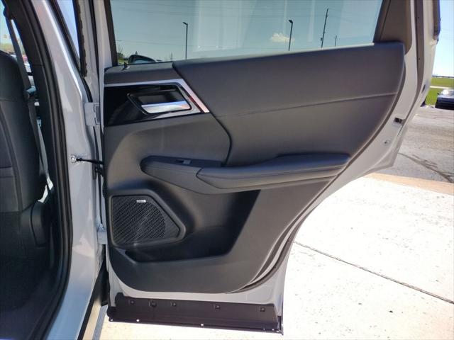 2026 Mitsubishi Outlander LE 1.5T S-AWC