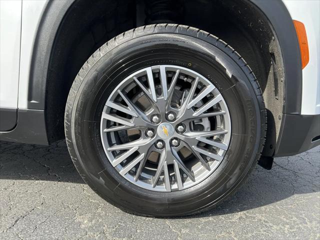 2025 Chevrolet Traverse AWD LT