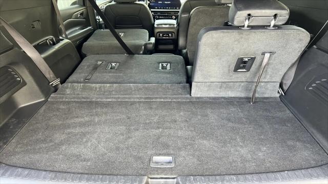 2025 Chevrolet Traverse AWD LT