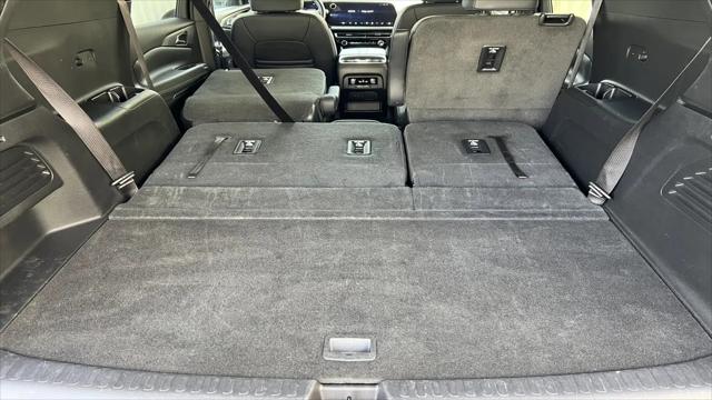 2025 Chevrolet Traverse AWD LT