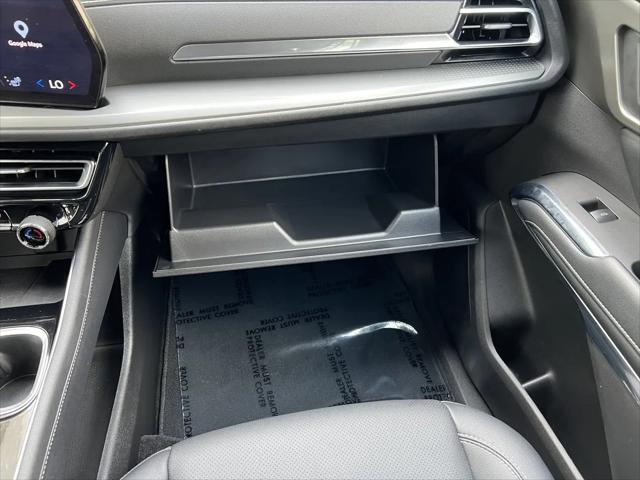2025 Chevrolet Traverse AWD LT