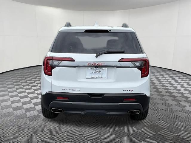 2023 GMC Acadia AT4