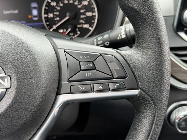 2025 Nissan Altima SV FWD