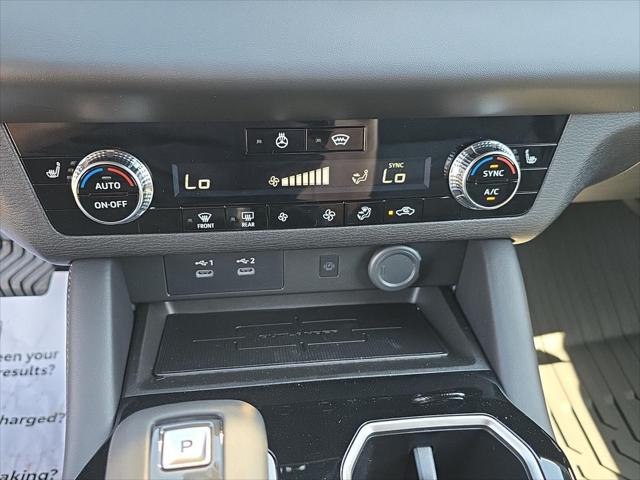 2026 Mitsubishi Outlander LE 1.5T S-AWC