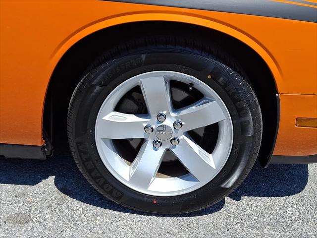 2012 Dodge Challenger SXT