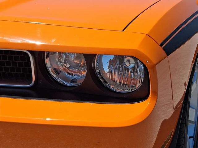2012 Dodge Challenger SXT