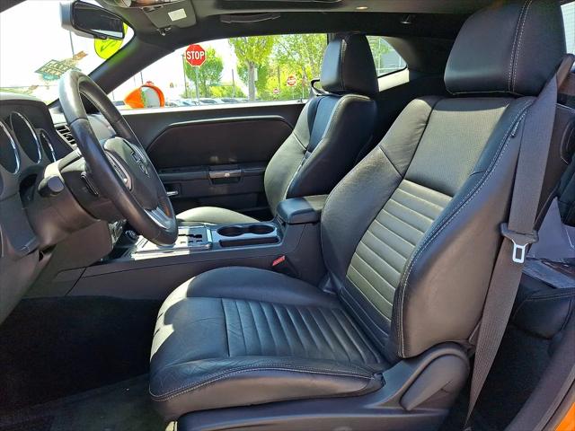 2012 Dodge Challenger SXT