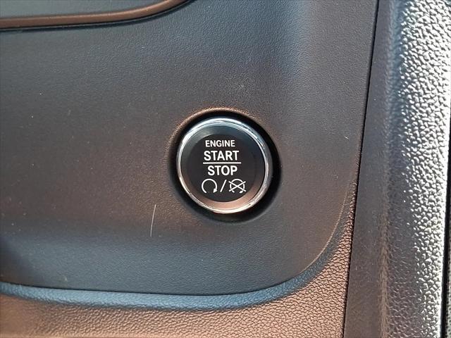 2012 Dodge Challenger SXT