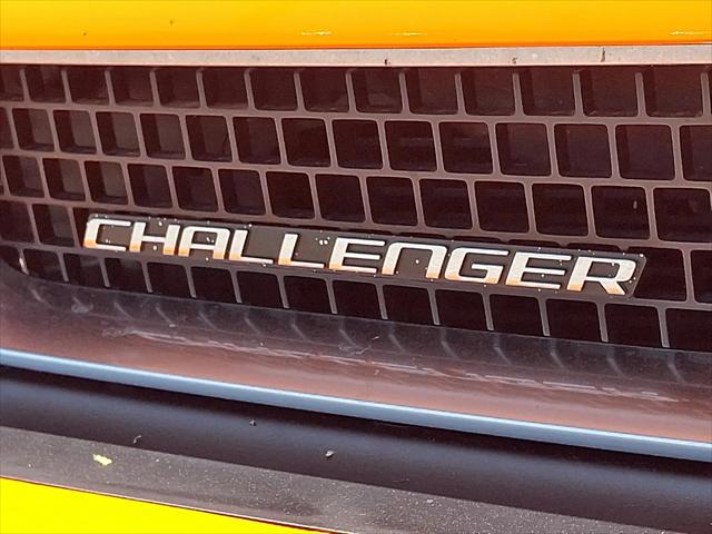 2012 Dodge Challenger SXT