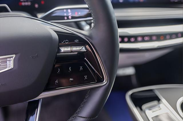 2025 Cadillac iQ Sport 2 RWD