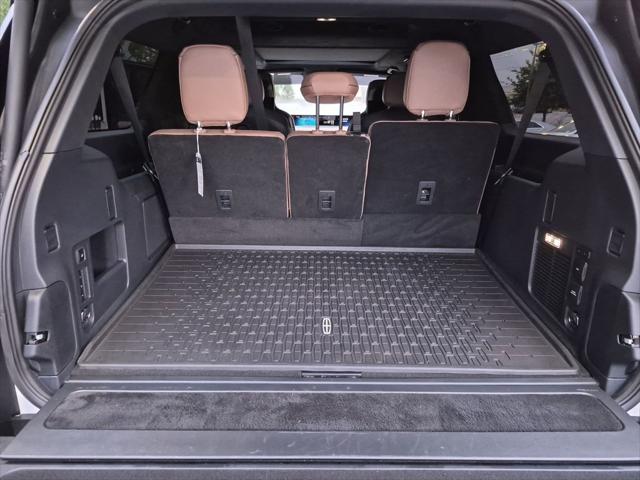 2025 Lincoln Navigator Black Label L