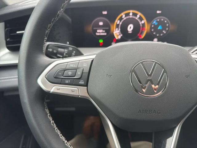 2025 Volkswagen Tiguan 2.0T SE