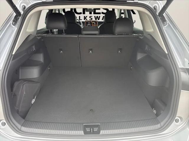 2025 Volkswagen Tiguan 2.0T SE