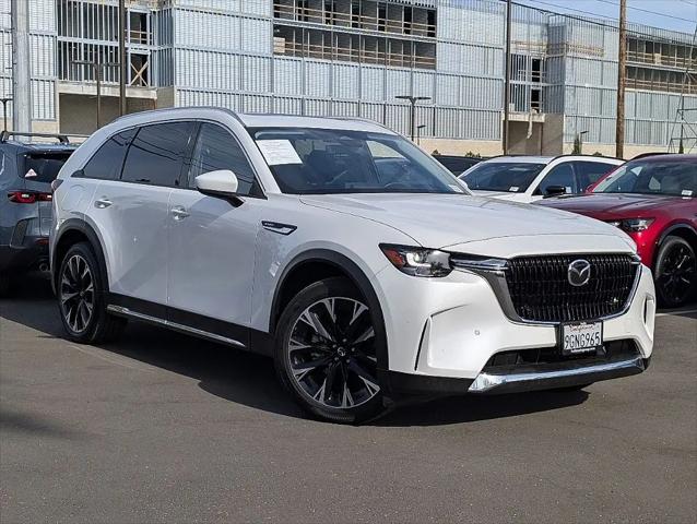 2024 Mazda X-90 Premium