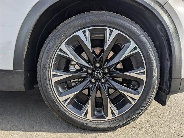 2024 Mazda X-90 Premium