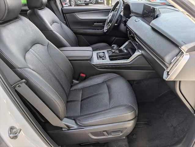 2024 Mazda X-90 Premium