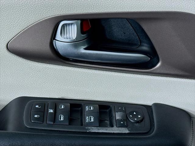 2021 Chrysler Voyager LXI