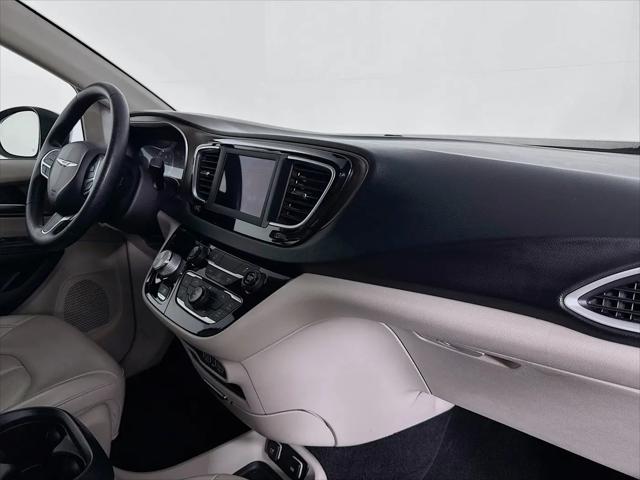 2021 Chrysler Voyager LXI