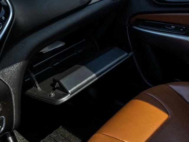 2019 Jeep Cherokee Overland 4x4