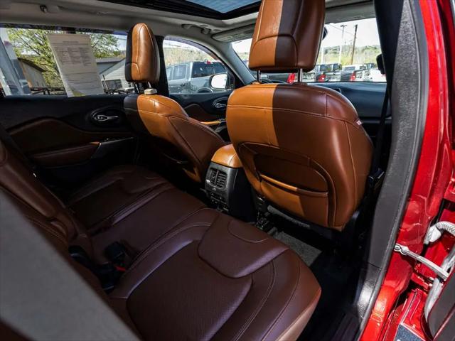 2019 Jeep Cherokee Overland 4x4